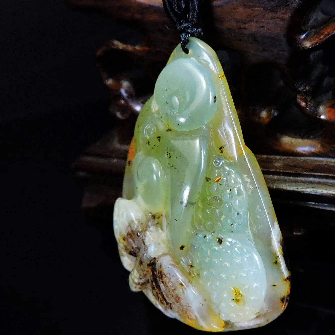 100% Natural Hand-Carved Jade Pendant Jadeite Necklace Butterfly & Ruyi