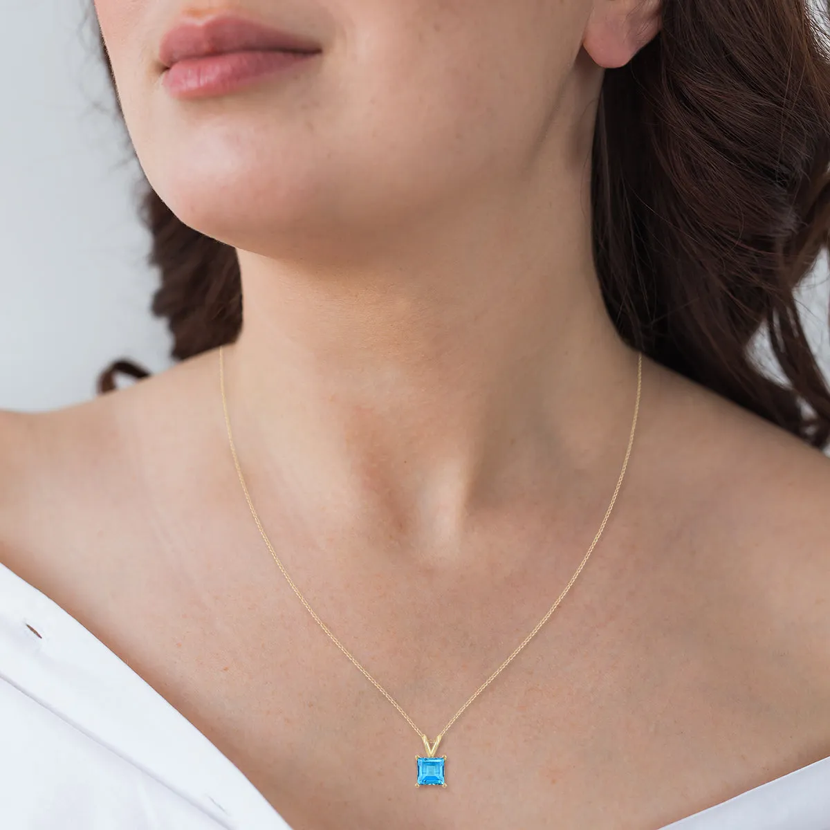 14K Yellow Gold 7Mm Square Blue Topaz Pendant