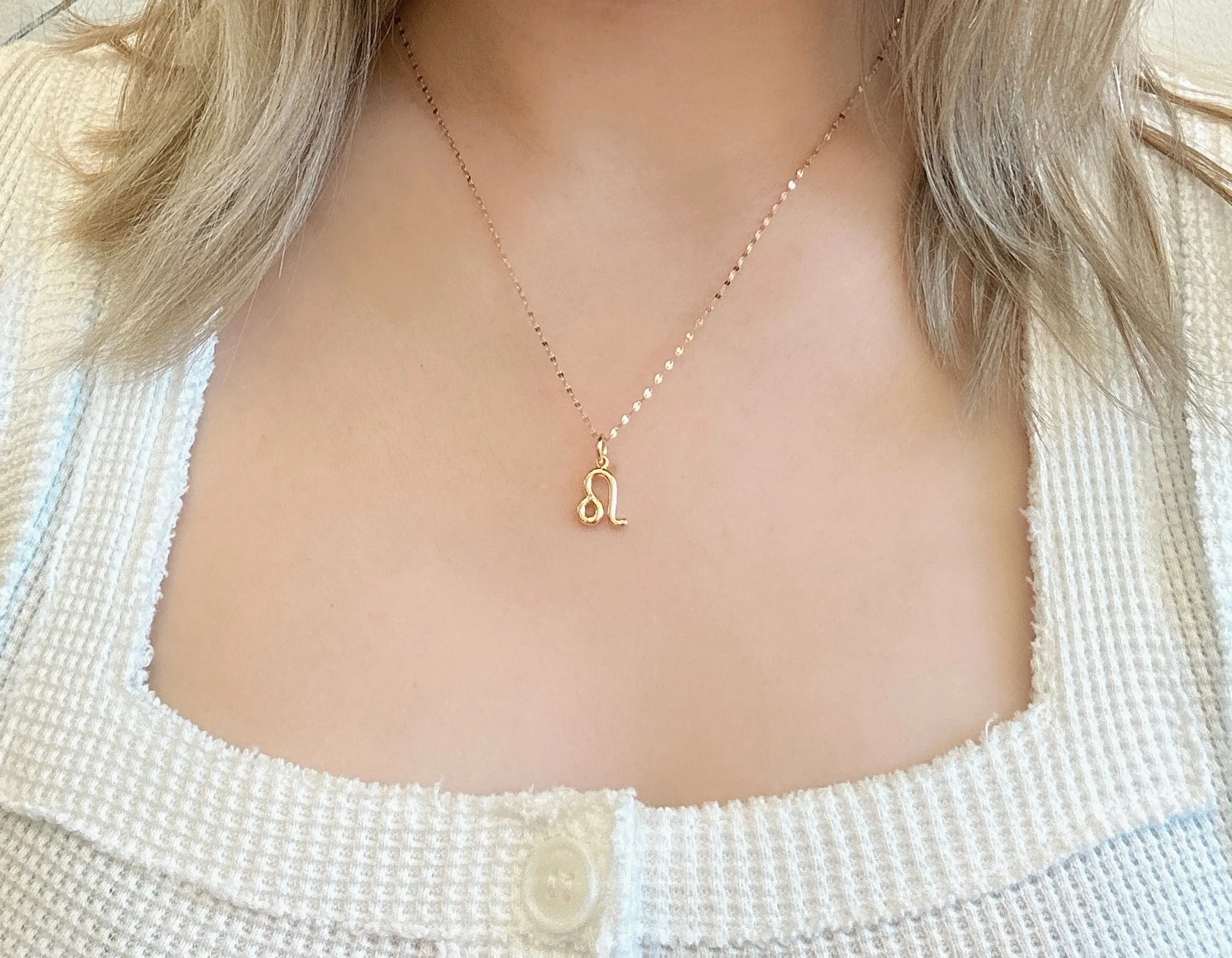Amare Wear Horoscope Zodiac Sign Leo Necklace