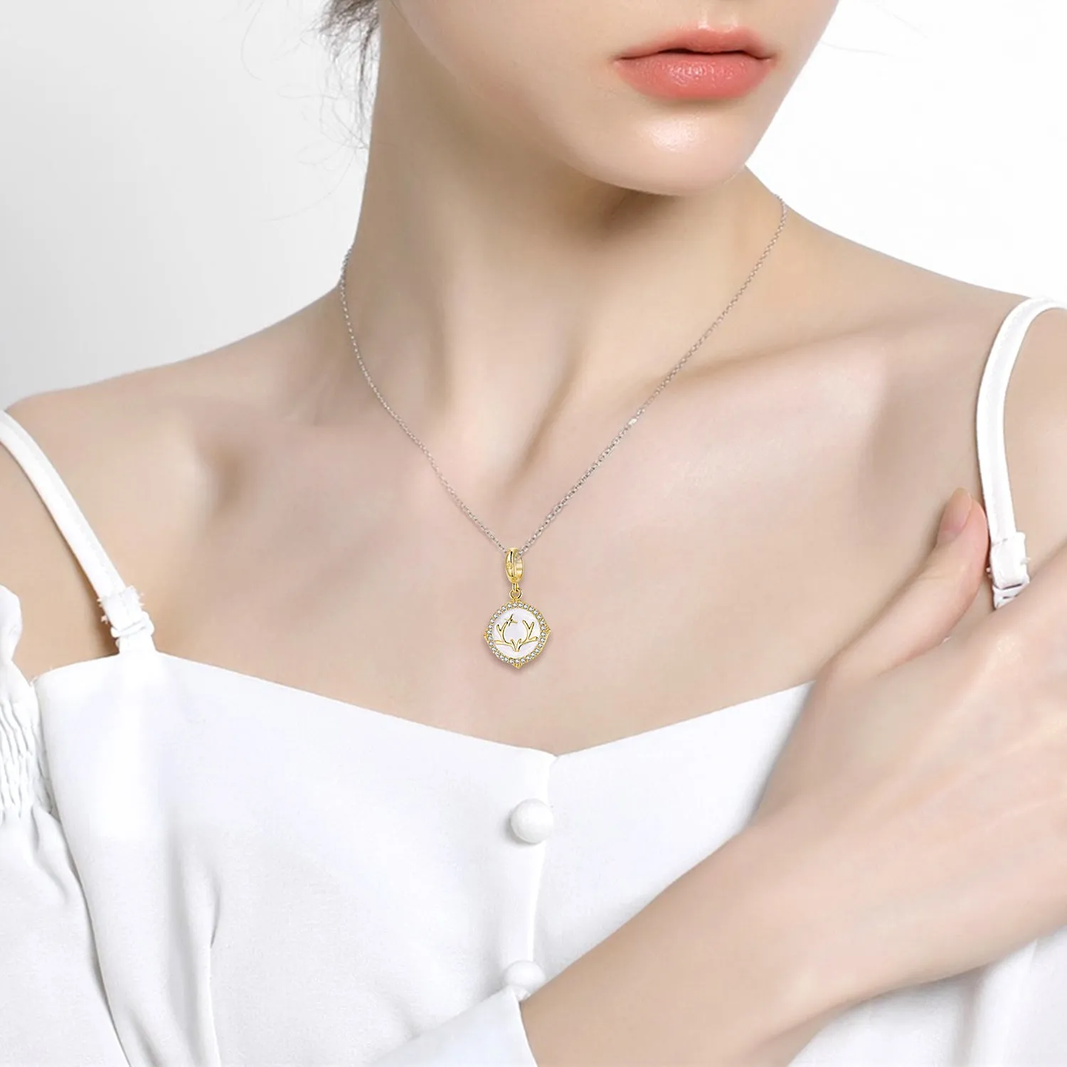 Antler Zircon Circle Silver Pendant