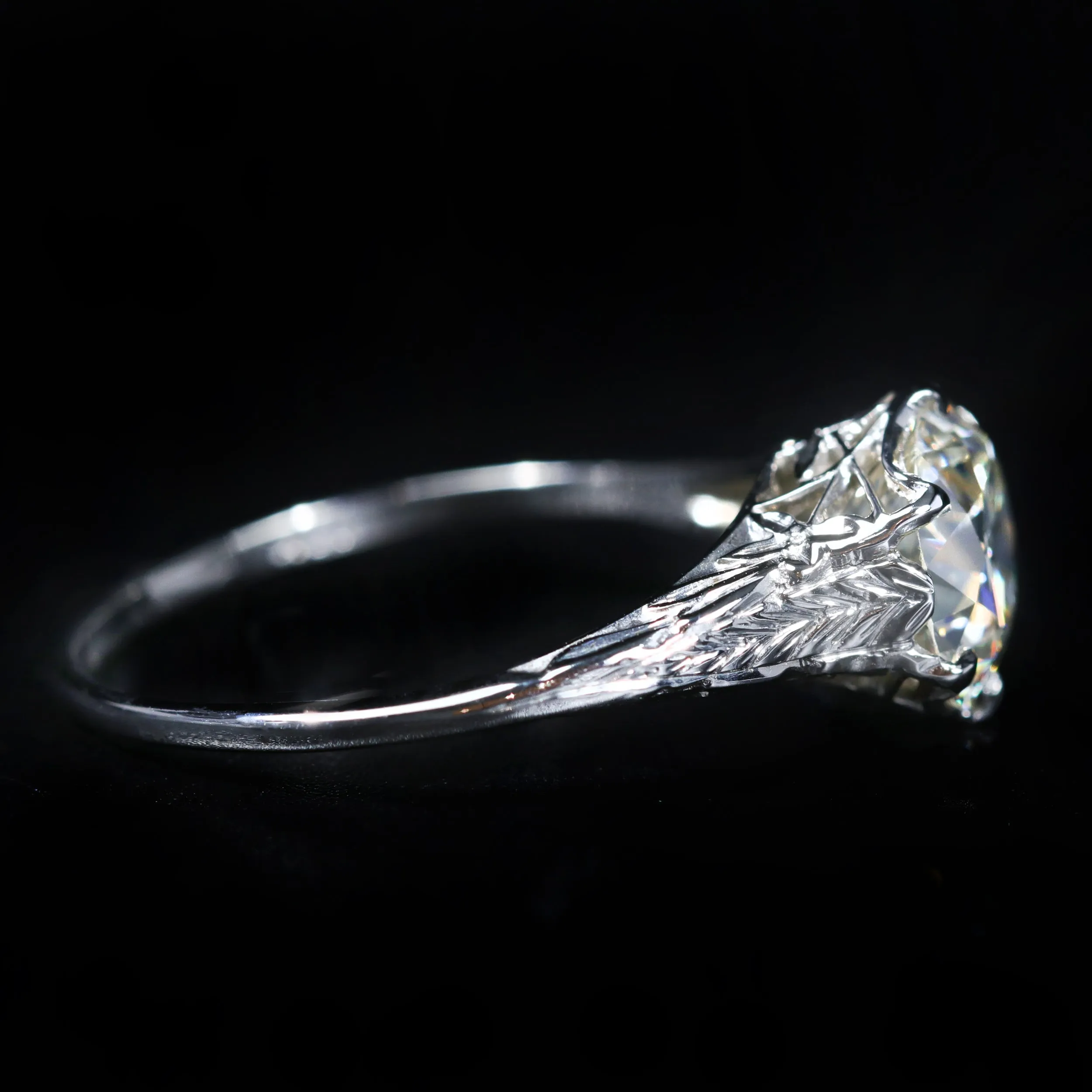 Art Deco 18k White Gold 2.50 Carat Old European Cut Diamond Engagement Ring