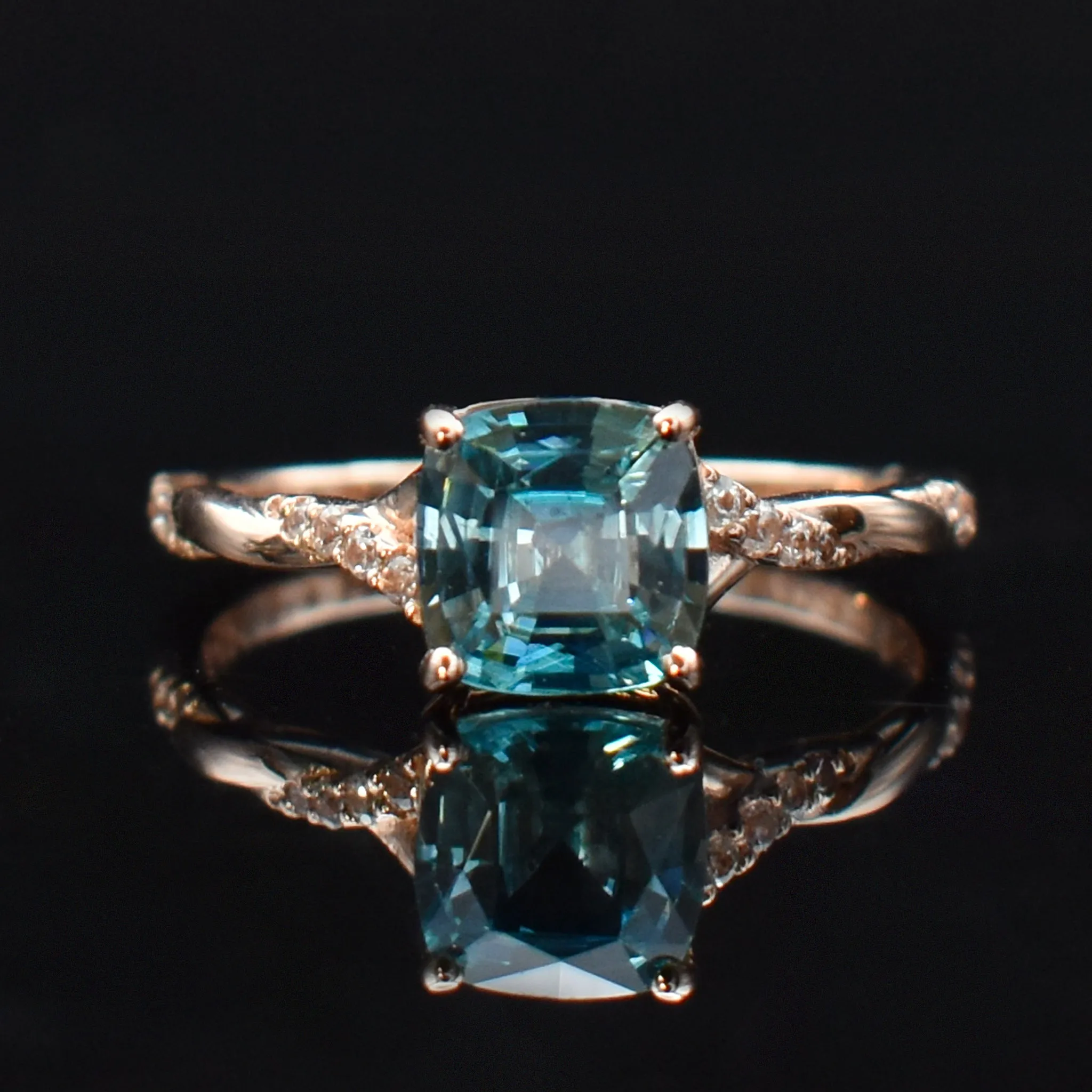 Cremation Ring With Ashes-Topaz & Diamond