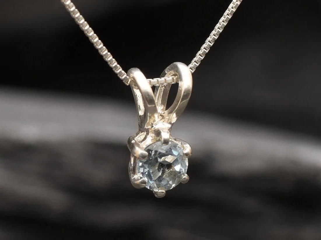 Dainty Topaz Pendant - Blue Topaz Necklace - Minimalist Blue Pedant