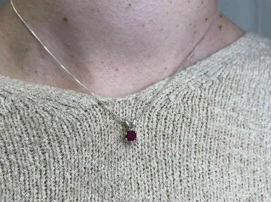 Dainty Topaz Pendant - Blue Topaz Necklace - Minimalist Blue Pedant