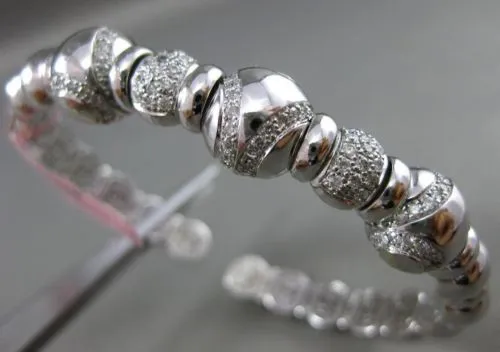 ESTATE 2.05CT DIAMOND 14KT WHITE GOLD CIRCULAR FLEXIBLE FILIGREE BANGLE BRACELET