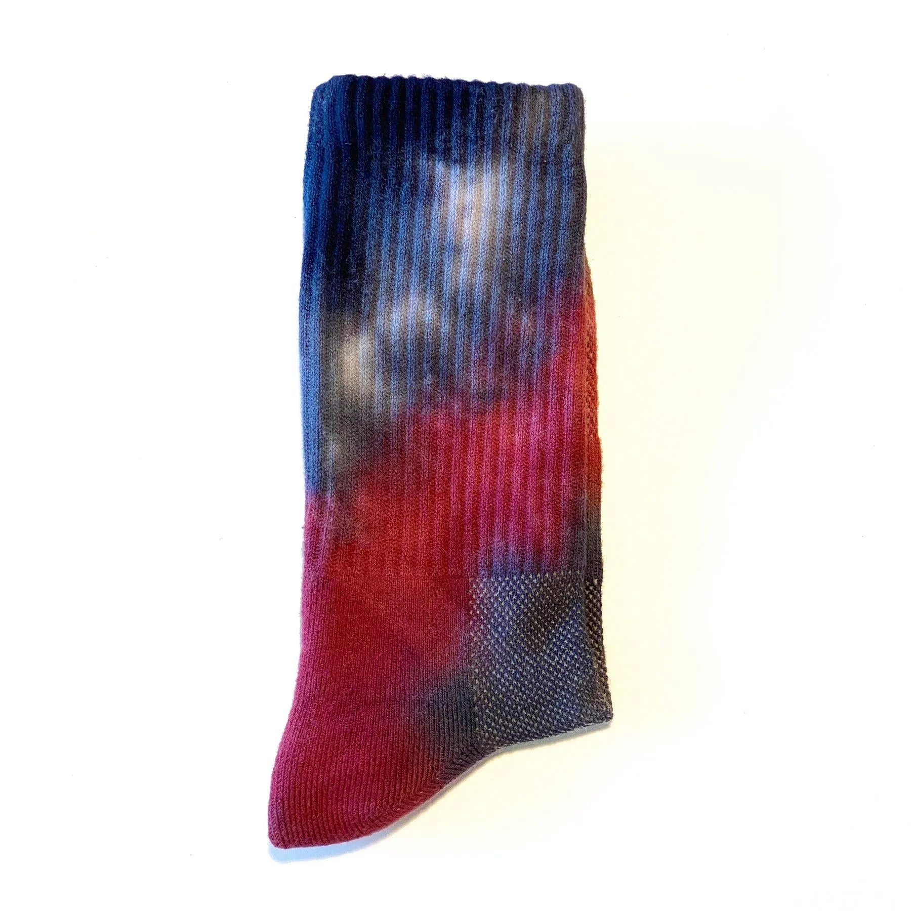 High Ankle Athletic Tie Dye Socks (Navy   Raspberry)