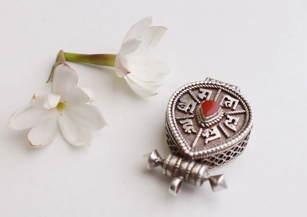 Love Shaped Hand Carved Silver Sterling Filigree Pendant with Adorning Coral