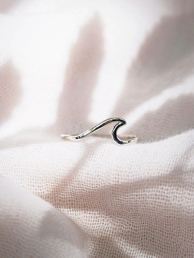 Mini Silver Wave Ring - Nalu