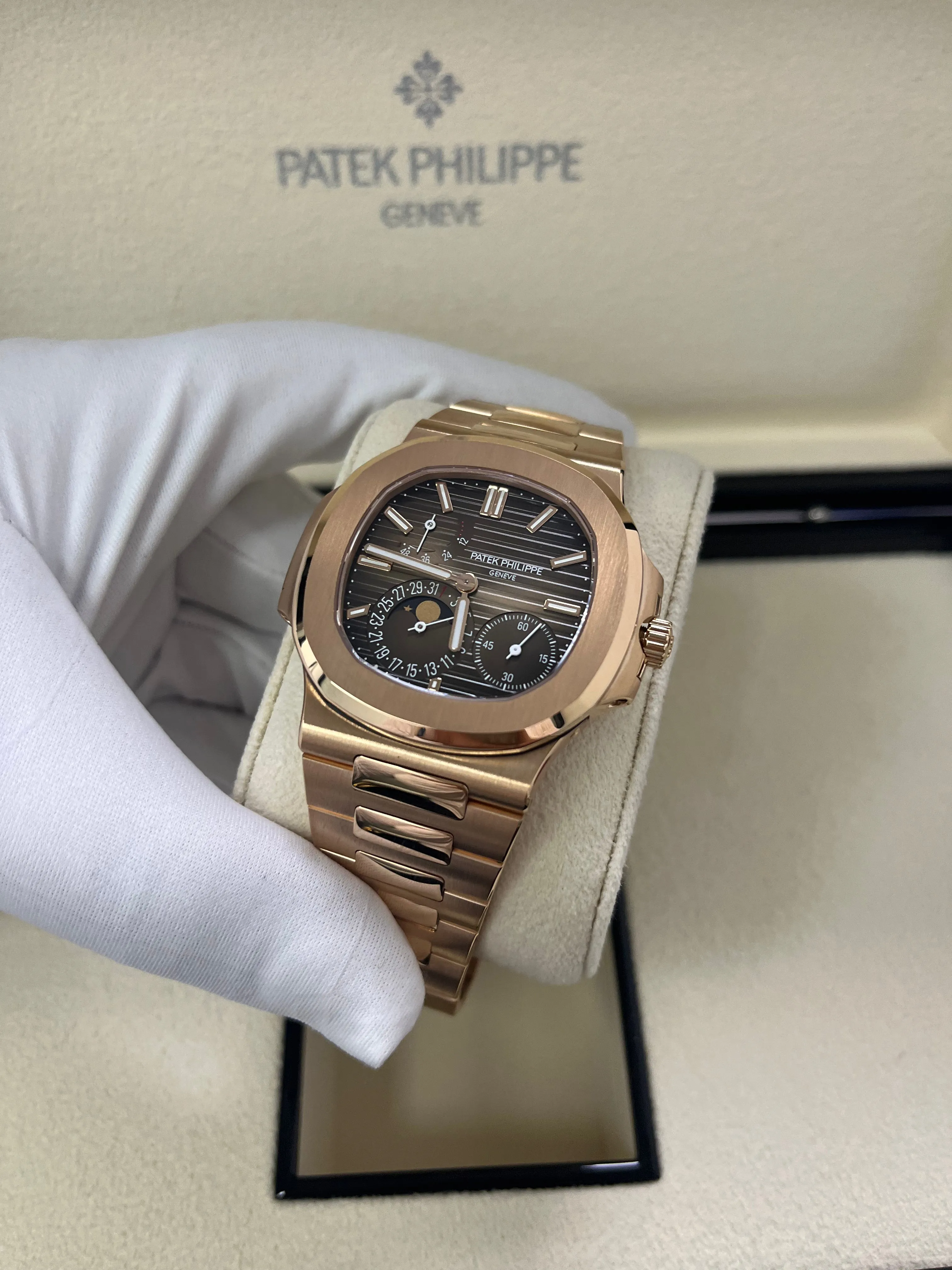 Patek Philippe Nautilus Moon Phase Rose Gold 40mm Brown Black Dial 5712/1R-001