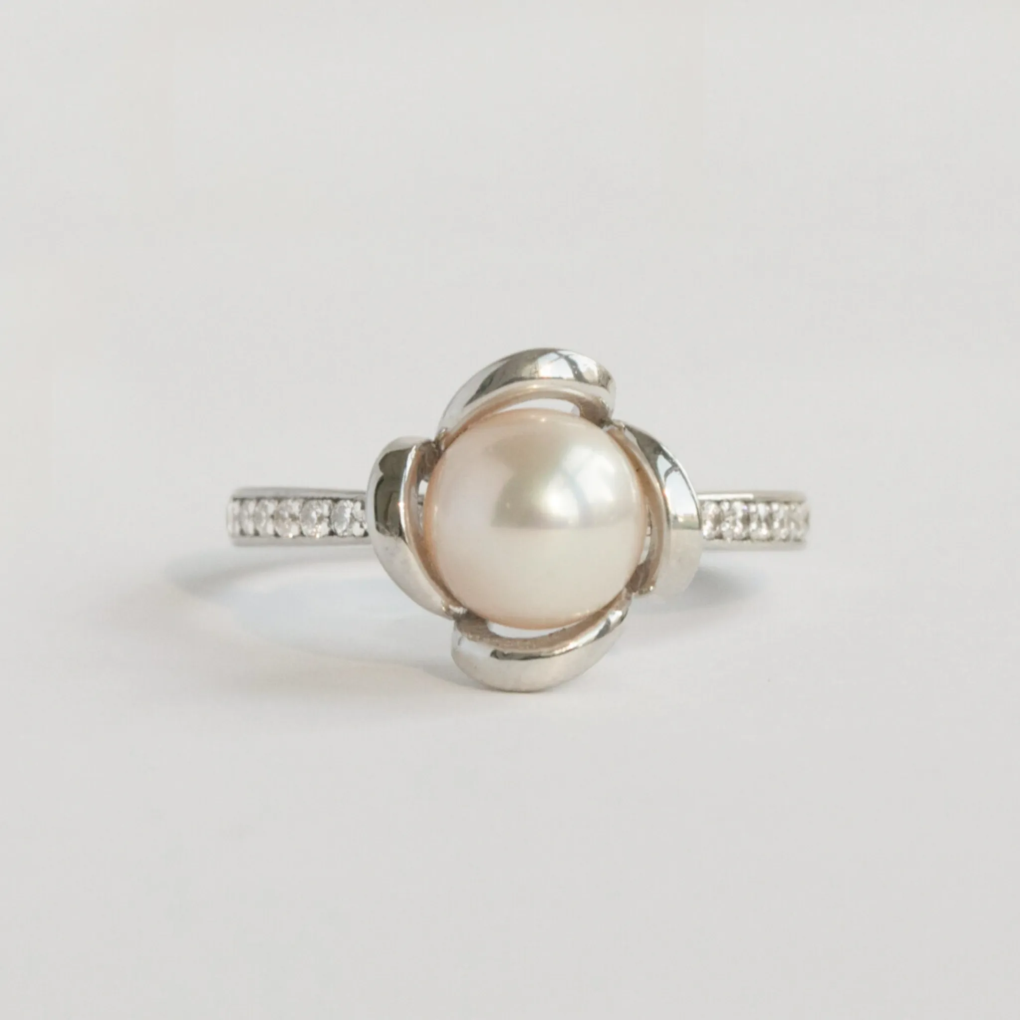 Pearl Engagement Ring with Diamonds in White Gold