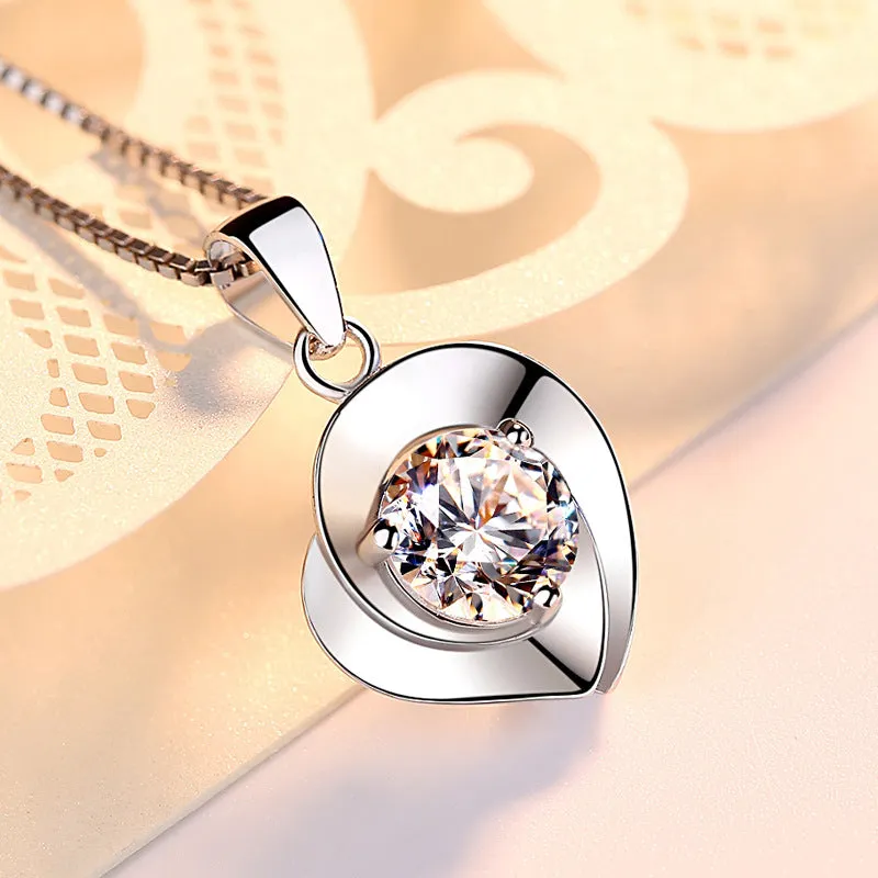 (Pendant Only) Round Zircon Heart-shaped Silver Pendant  for Women