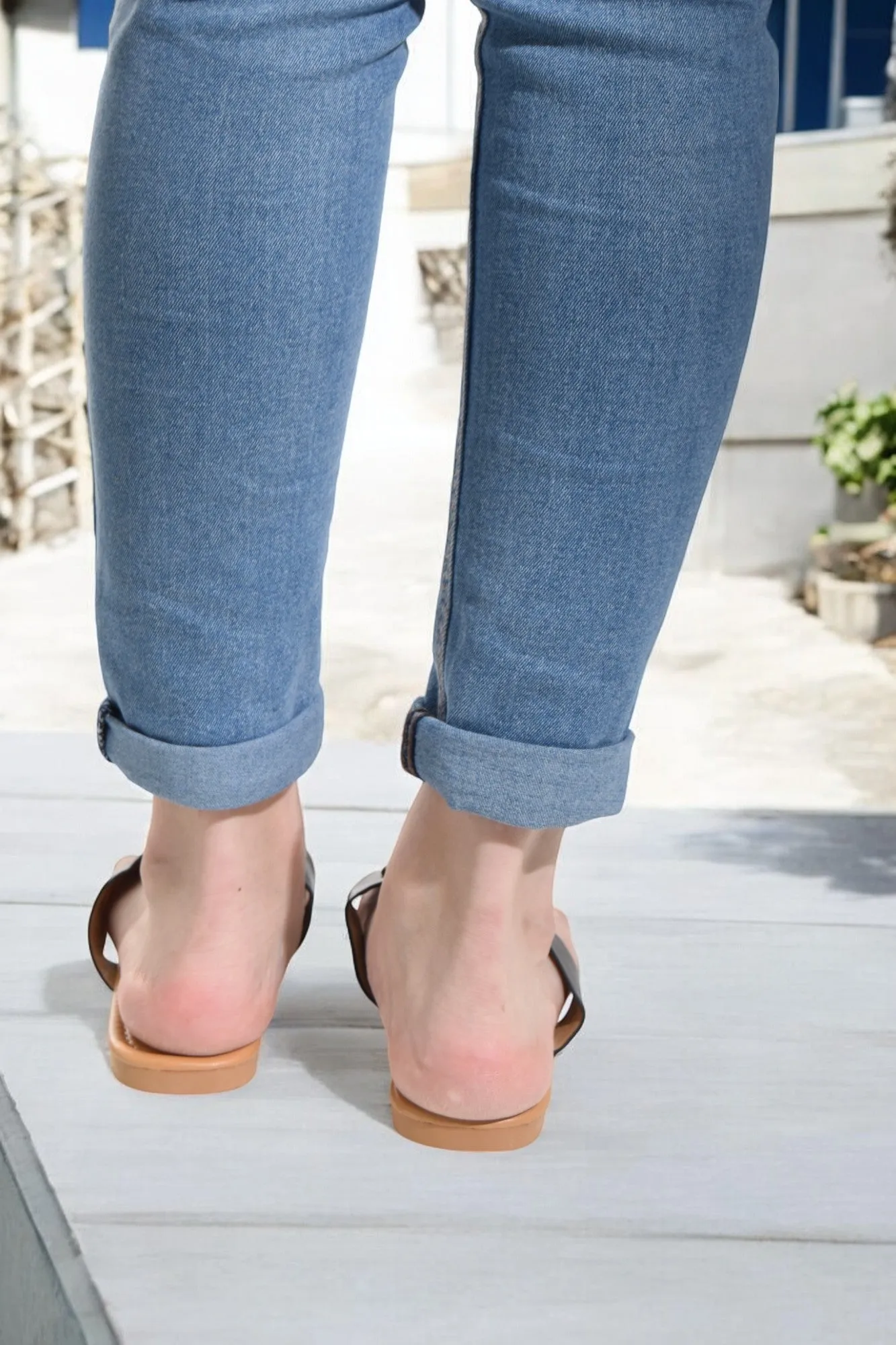 Ring Decor Black Sandals