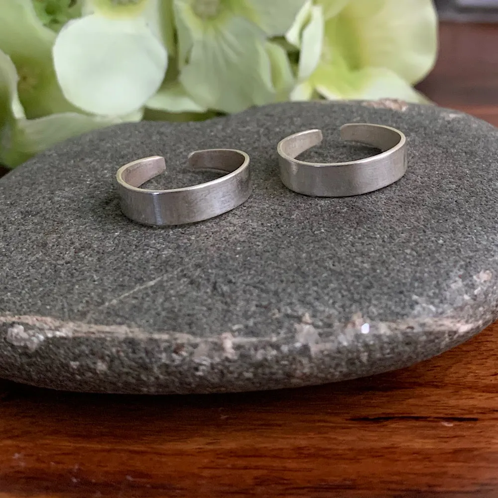 Silver Band Toe Ring (Single)