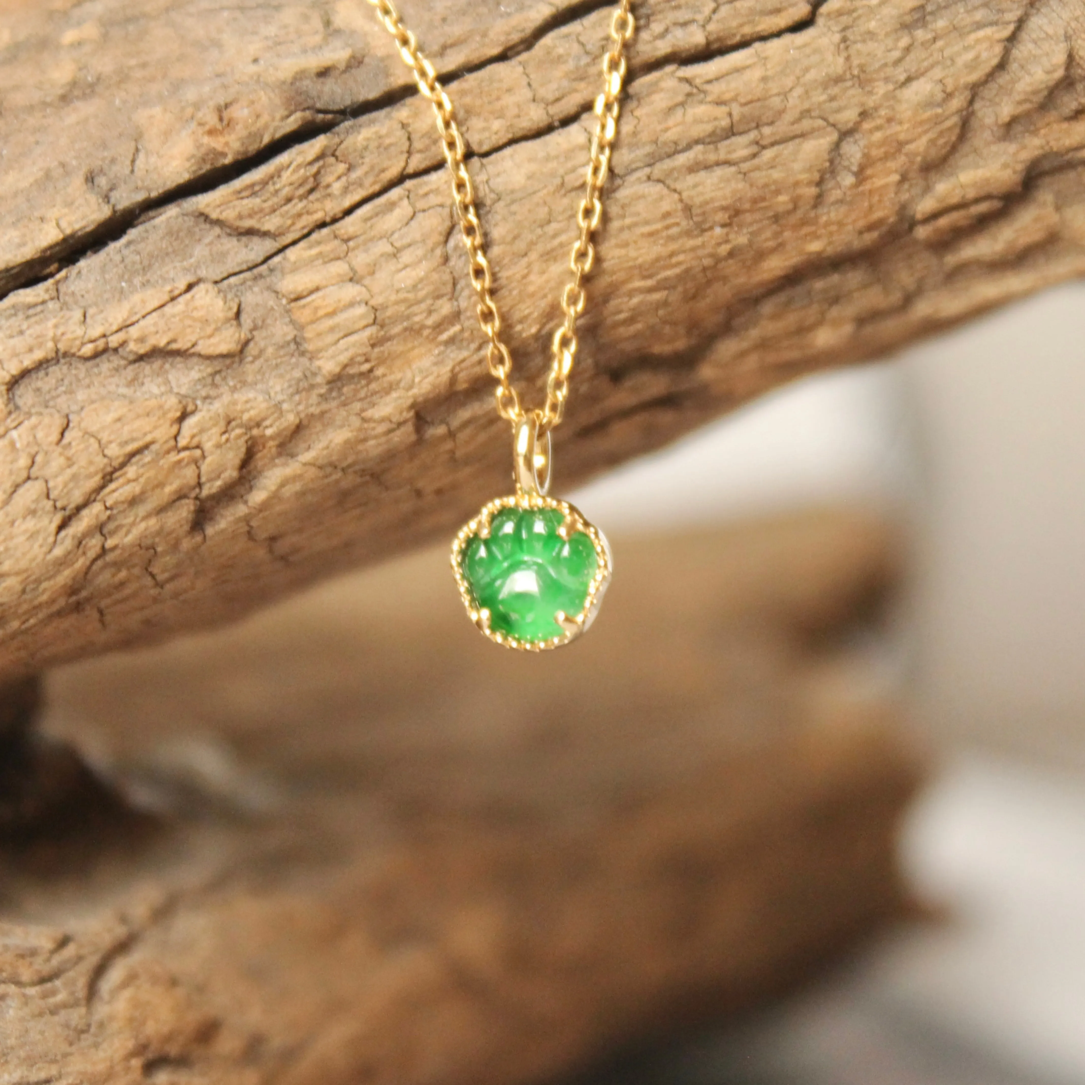 SOLD OUT: Icy A-Grade Imperial Green Jadeite Kitten Paw Pendant No.171971