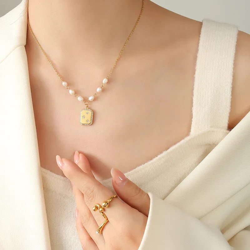 Square Star Pendant Freshwater Pearl Necklace