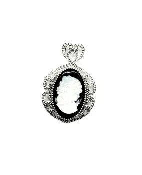 Sterling Silver Black and White Oval Framed Cameo Pendant