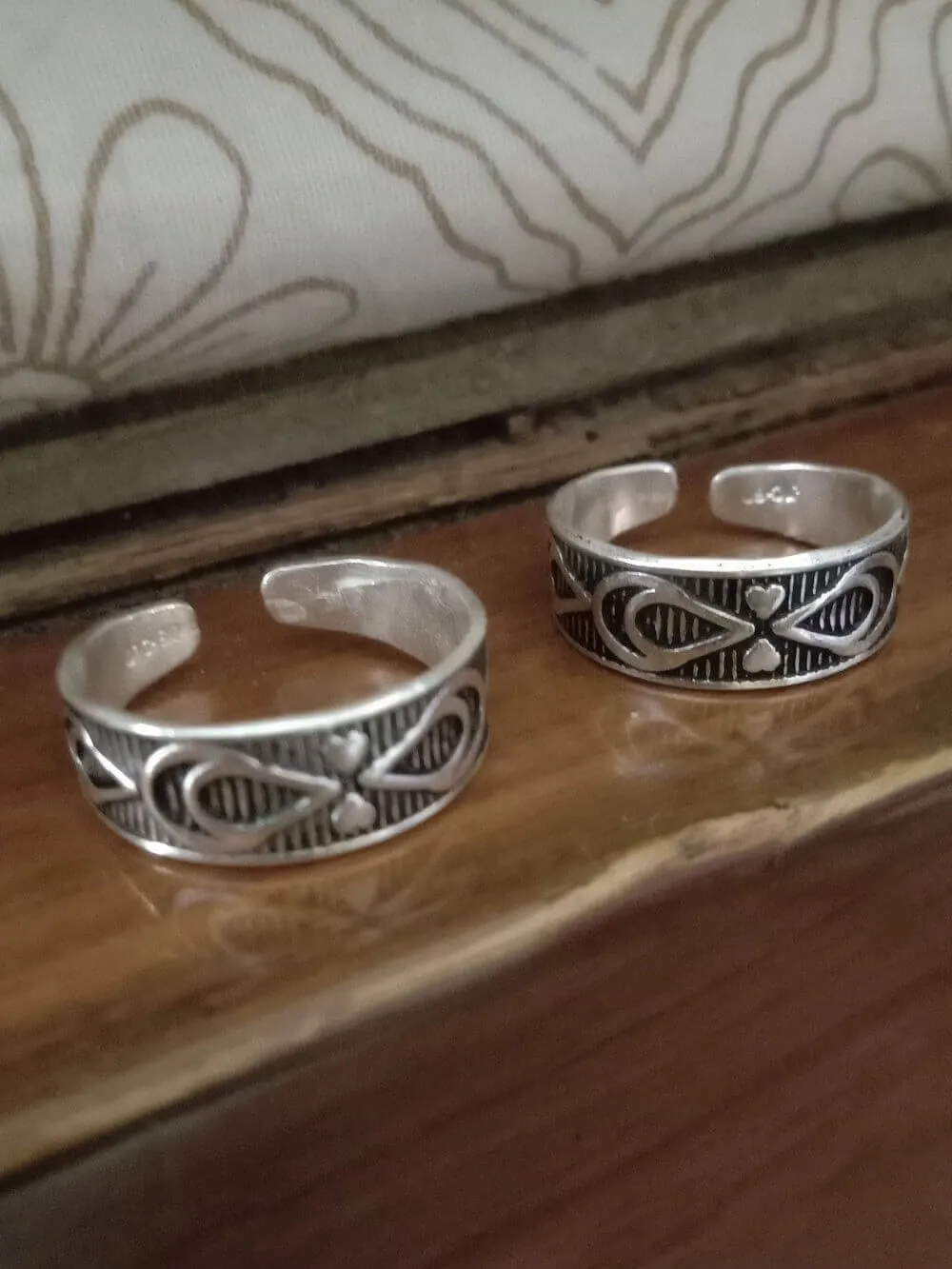 Toe cum Thumb Ring Single