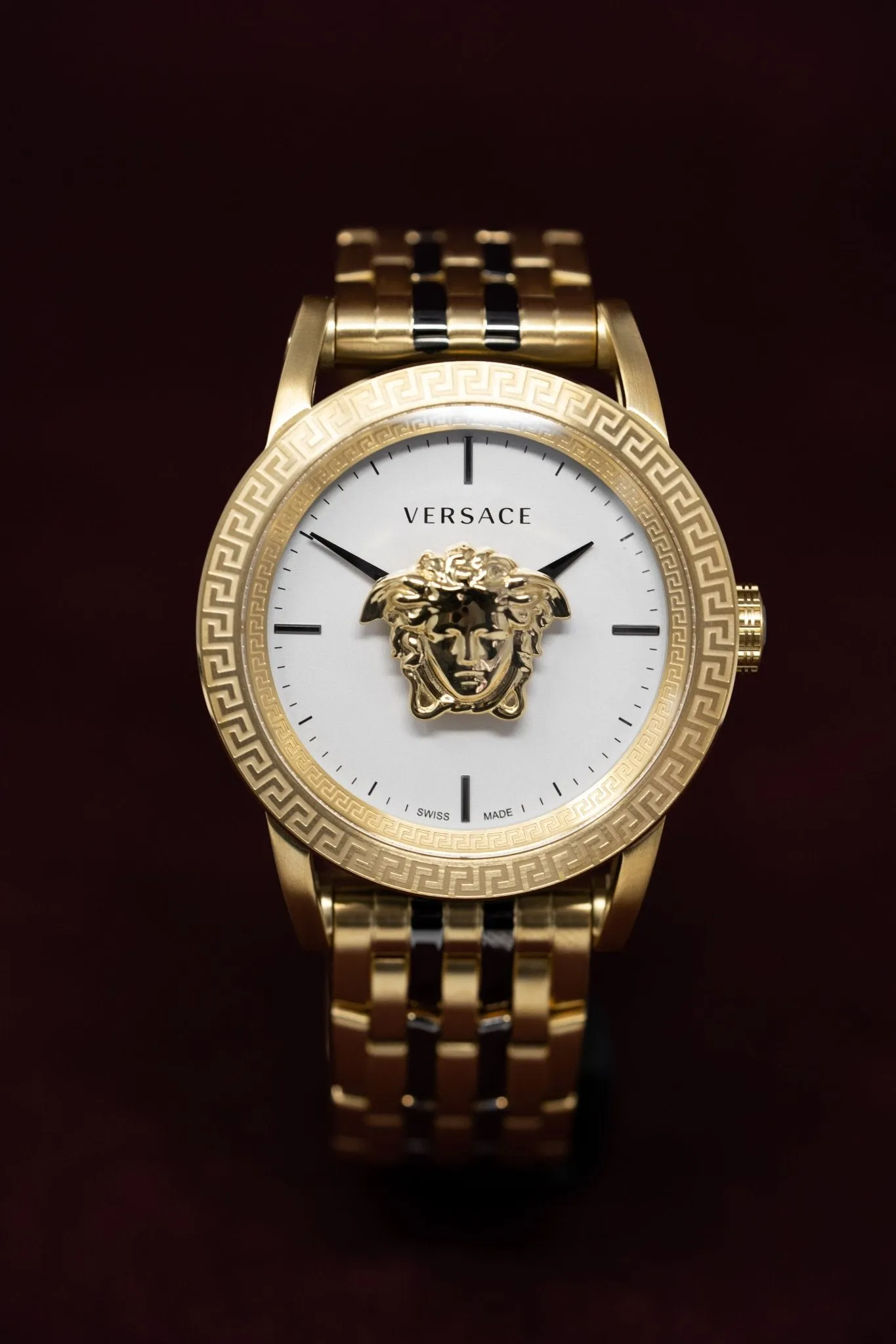 Versace Men's Watch Palazzo Empire 43mm Gold Bracelet VERD00418
