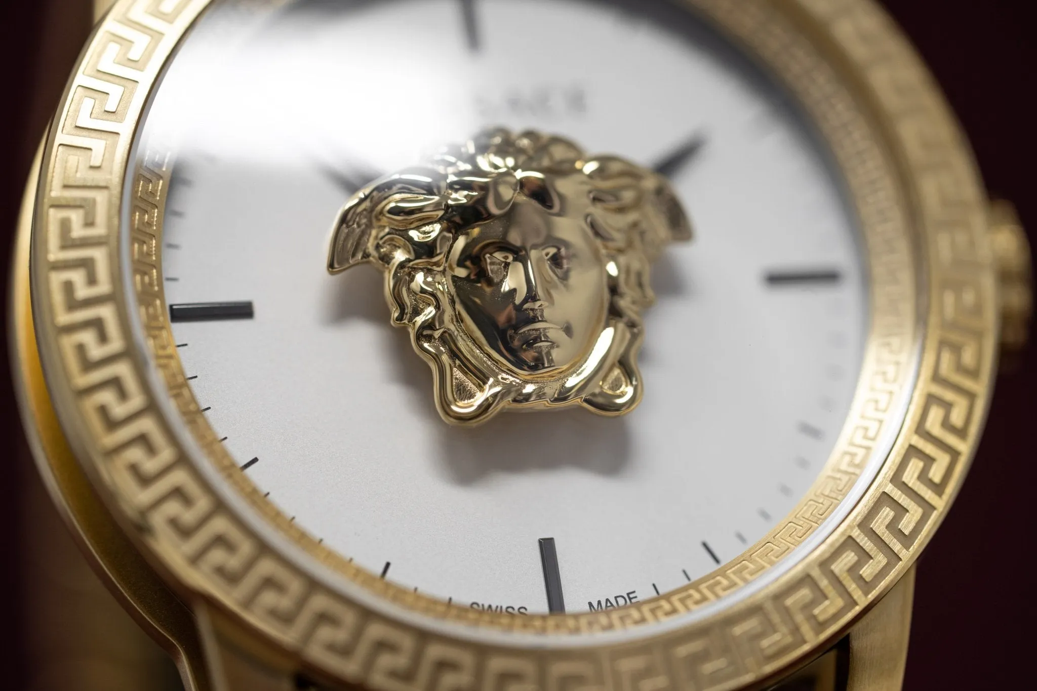 Versace Men's Watch Palazzo Empire 43mm Gold Bracelet VERD00418