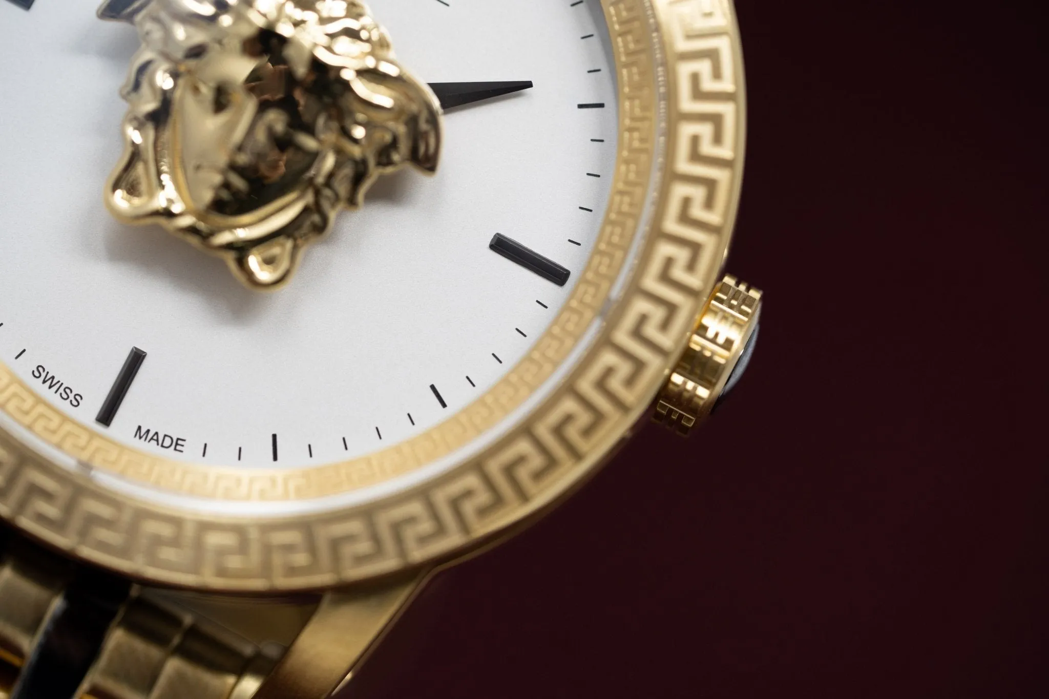 Versace Men's Watch Palazzo Empire 43mm Gold Bracelet VERD00418
