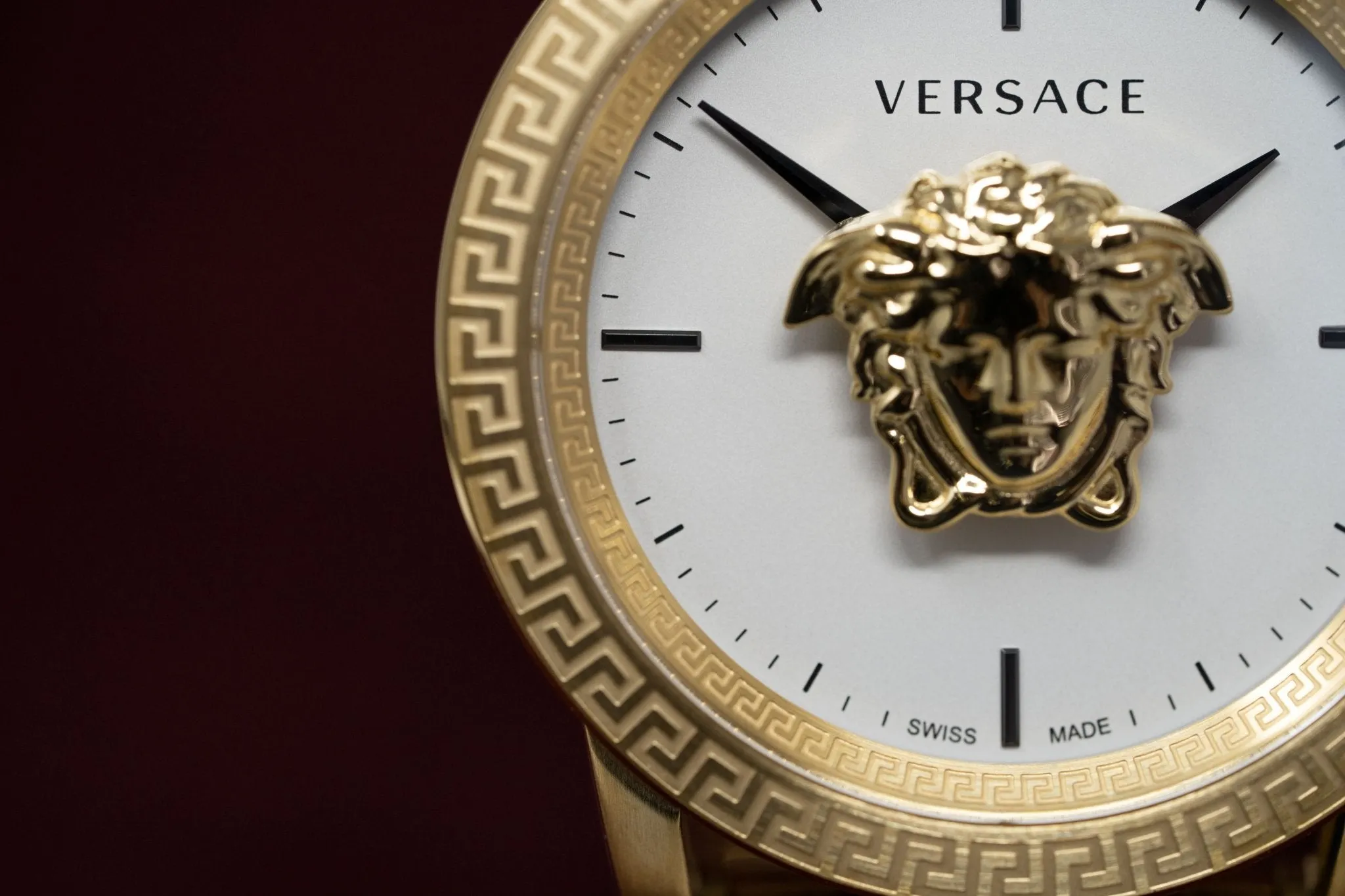 Versace Men's Watch Palazzo Empire 43mm Gold Bracelet VERD00418