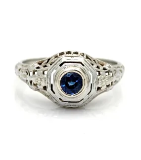 Vintage Art Deco 18K White Gold Filigree Sapphire Ring