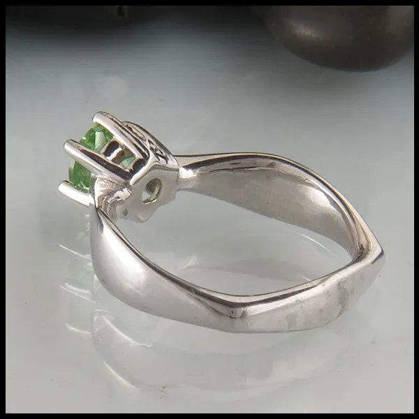 White Gold Ring with Mint Merelani Garnet