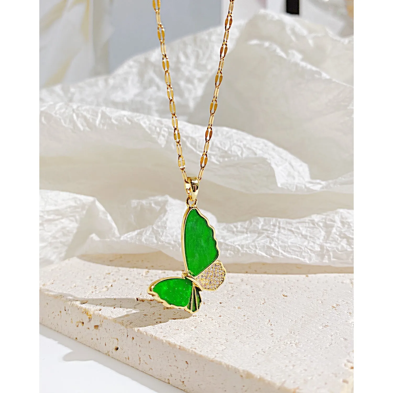 Women's Fashion Butterfly Jade Pendant Necklace